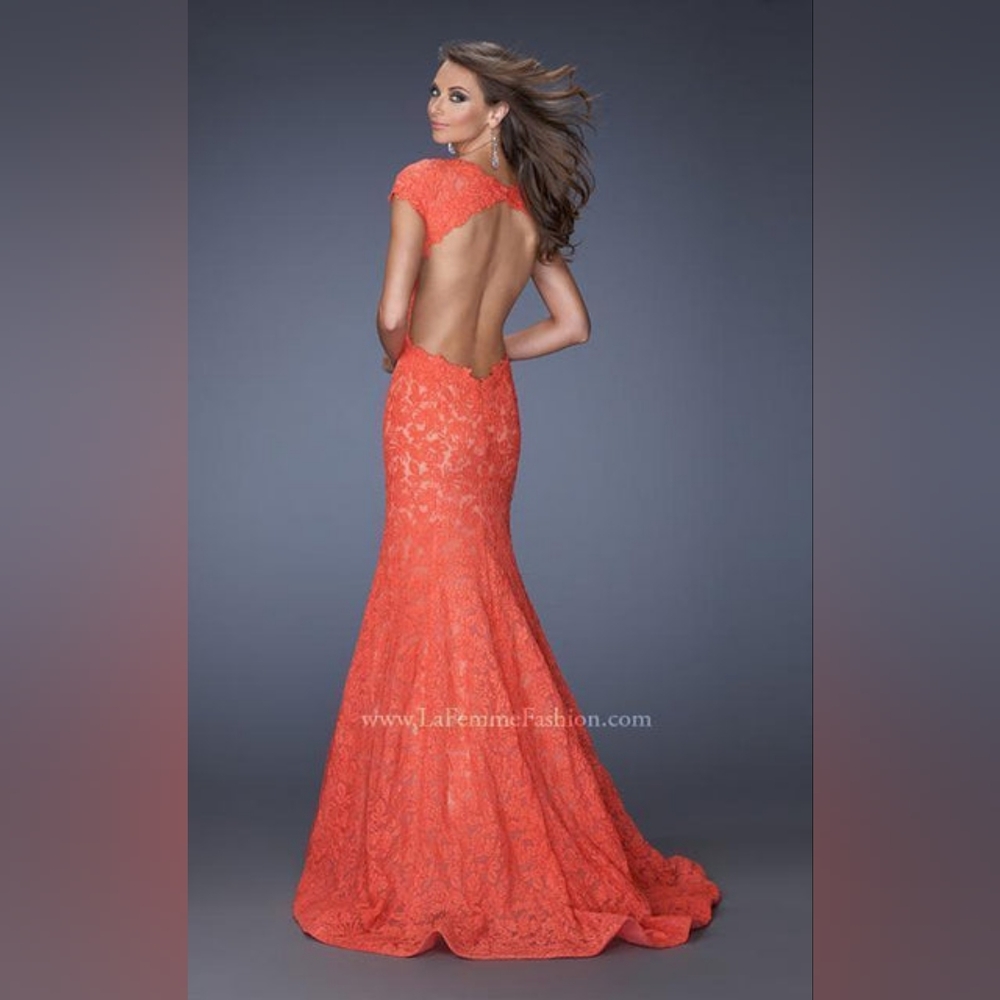 La femme style 20117 lace gown, hot coral, size 2 prom